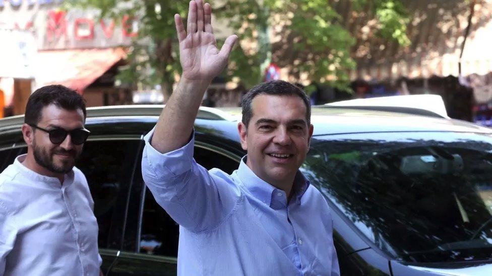 Grčka i politika: Micotakis i konzervativci odneli ubedljivu pobedu, Cipras podneo ostavku na mesto lidera levičarske Sirize 3 Aleksis Cipras