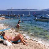 "Dubina džepa odlučuje": Kuda najradije idu na godišnji odmor građani Crne Gore, Hrvatske, BiH i Srbije? 9