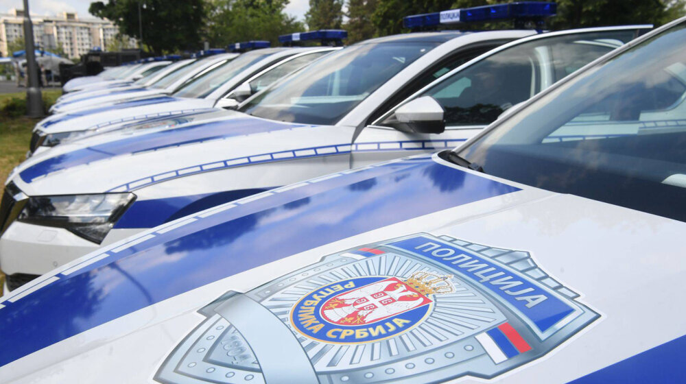 Policija u kombiju kod Vrčina našla 21 migranta 11