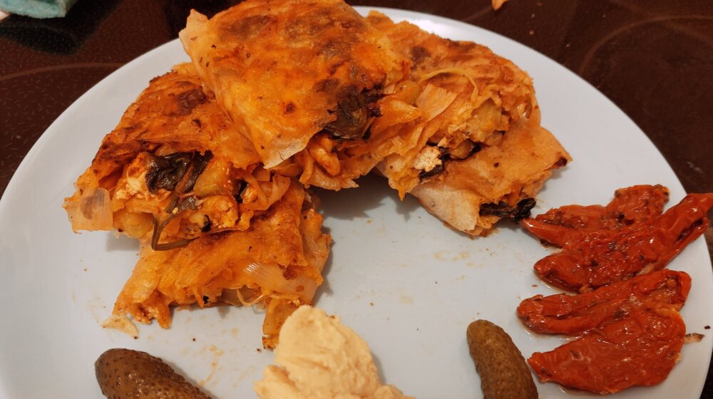 Vege recept: Pita sa bebi spanaćem i tofu sirom 1
