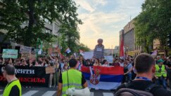 Završen šesti protest "Srbija protiv nasilja": Najavljeno novo okupljanje ako se ne ispune zahtevi 6