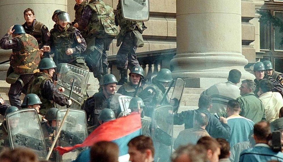 Od moralno superiornog mosta do "Ćacilenda nikad dosta" 1