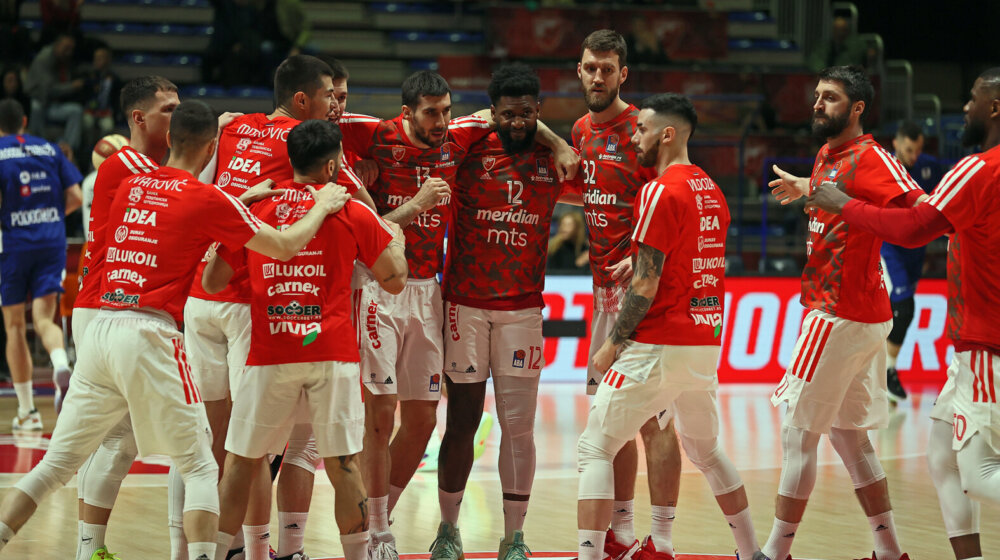 Fer-plej: Igrači Zvezde „sproveli“ crno-bele do tunela 1