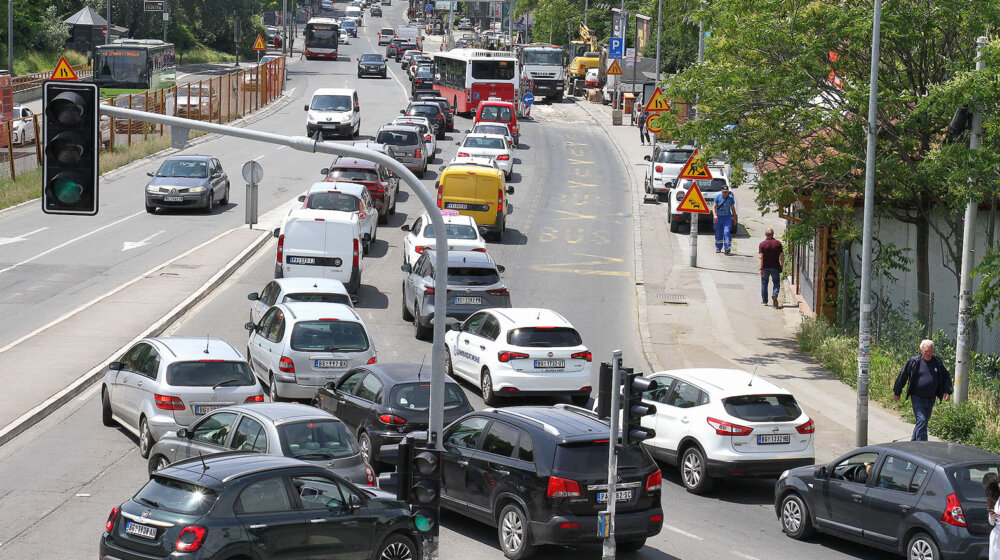 "Iz te kolone ne možete da se izvučete": Do kada će trajati saobraćajni kolaps kod Pančevca? 17
