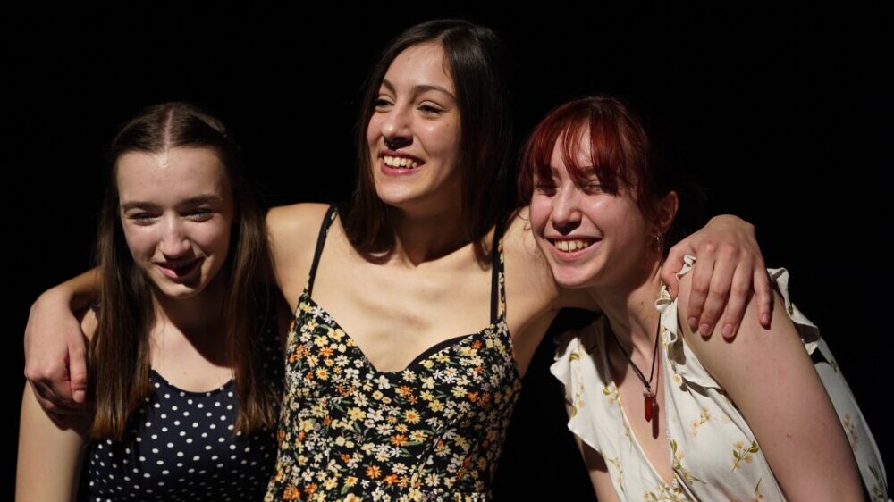 Pozorište pred gašenjem jer nemaju svoj prostor: Teatar mladih "Mišolovka" trebalo bi da vidi svaki adolescent 3 Pozorište pred gašenjem jer nemaju svoj prostor: Teatar mladih "Mišolovka" trebalo bi da vidi svaki adolescent 3