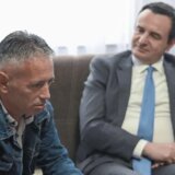 Kurti posetio kosovske policajce koje je Beograd oslobodio 1