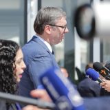 “Dižu rejting pred izbore uzajamnim vređanjem”: O razmeni optužbi Vučića i Osmani 7