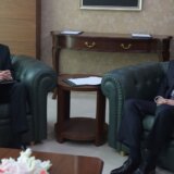 entoni blinken i vang ji