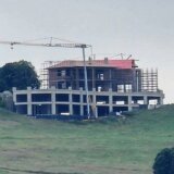 "Ovo je školski primer nasilja nad prirodom": Pokret Odbranimo šume Fruške gore upozorava na legalizovano uništavanje prirode i vidikovca Kesten 3