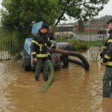 Srbijavode: Na terenu 19 pumpi velikog kapaciteta koje crpe vodu iz poplavljenih područja 4
