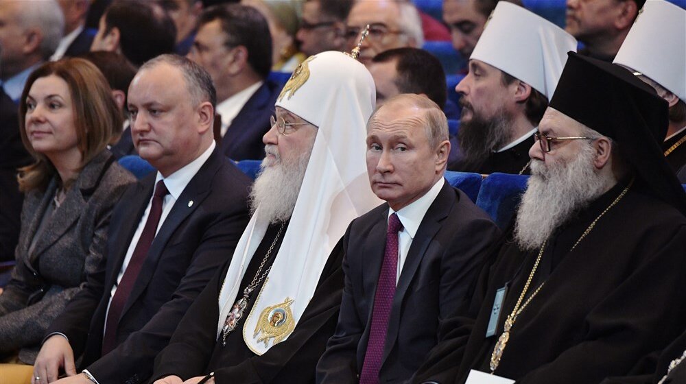 "Ruska crkva igra ključnu ulogu u Putinovoj propagandi": Savetnica u Fondaciji za odbranu demokratije o dezinformacijama Kremlja 1