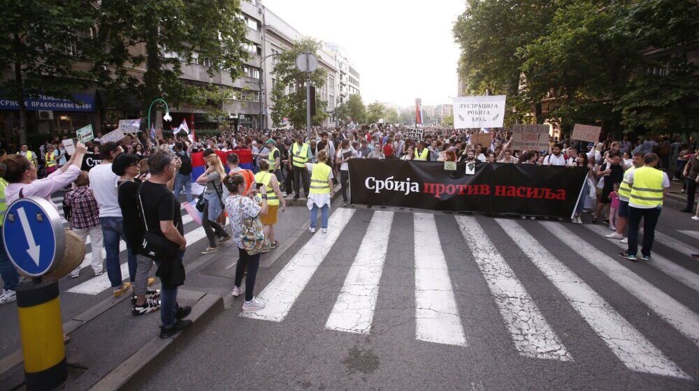 Lutovac (DS): Odbijanjem da ispuni zahteve, režim priziva radikalizaciju protesta 1