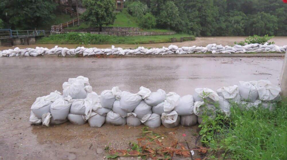 Poplavni talas večeras najverovatnije napušta Srbiju: Direktor preduzeća Srbijavode Goran Puzović 1