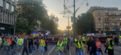 Završen peti protest Srbija protiv nasilja: Desetine hiljada građana bilo je oko Predsedništva, zakazan novi za sledeću nedelju (FOTO, VIDEO) 2