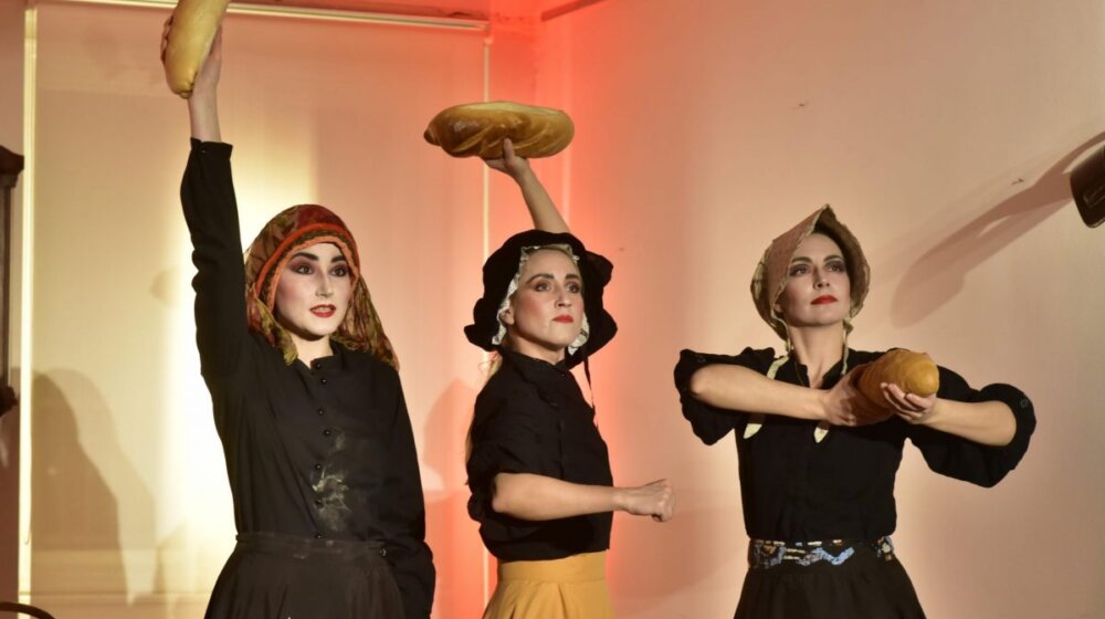 "Zagonetka revolucije" DAH Teatra večeras u "Parobrodu" 1