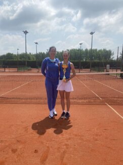 Ena Ilic drzavna prvakinja tenis Kragujevac 05 Za dva meseca napredovala na rang listi više od 600 mesta: Teniserka Ena Ilić iz Kragujevca državna prvakinja u uzrastu do 14 godina 5
