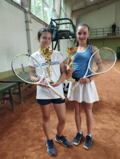 Ena Ilic drzavna prvakinja tenis Kragujevac 07 Za dva meseca napredovala na rang listi više od 600 mesta: Teniserka Ena Ilić iz Kragujevca državna prvakinja u uzrastu do 14 godina 7