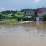 U delu Kosjerića, zbog poplava, proglašena vanredna situacija: Voda iz gradskog vodovoda nije za piće (FOTO/VIDEO) 10