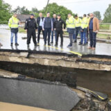 Vesić kod srušenog mosta: "U infrastrukturu nije ulagano decenijama", a SNS na vlasti već 11 godina 1
