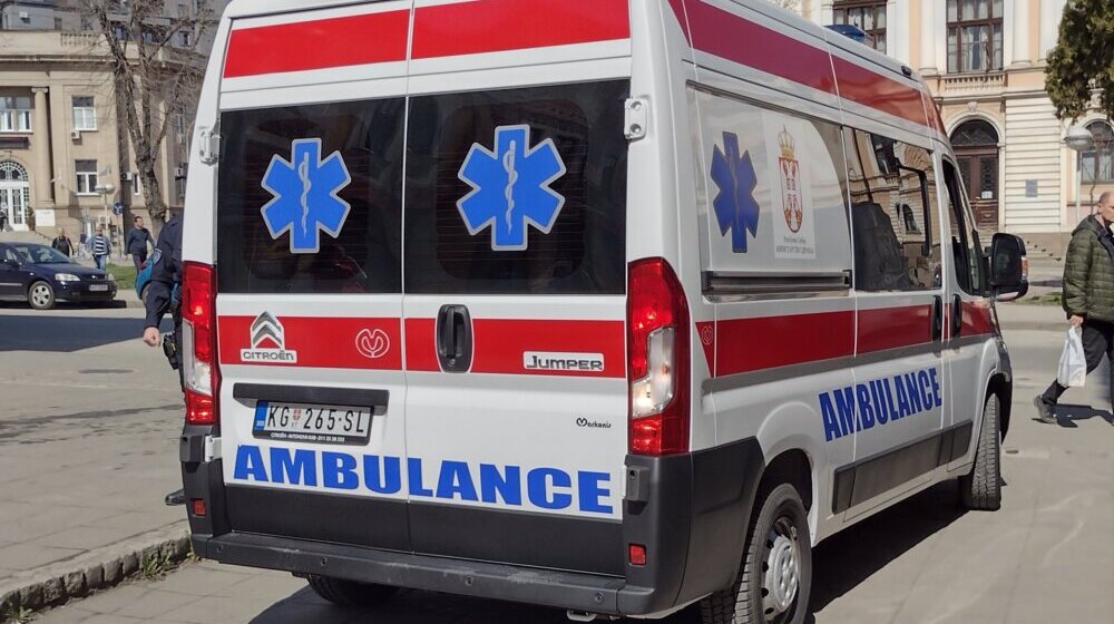 Hitna pomoć u Kragujevcu intervenisala 13 puta na javnim mestima i zbog dve saobraćajne nezgode 1
