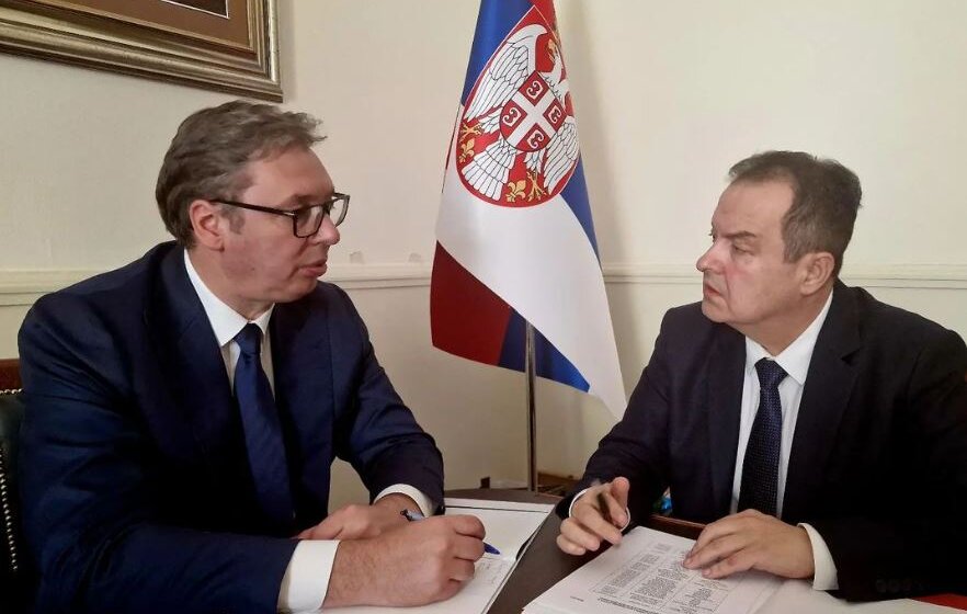 "Sutra uveče predstavićemo deo onoga na čemu naporno radimo već nedeljama": Vučić se sreo s Dačićem u Predsedništvu 1