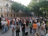 Prvi protest "Subotica protiv nasilja" Održan prvi protest “Subotica protiv nasilja”: Subotičani imali i lokalne zahteve 11