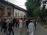 Prvi protest "Subotica protiv nasilja" Održan prvi protest “Subotica protiv nasilja”: Subotičani imali i lokalne zahteve 23
