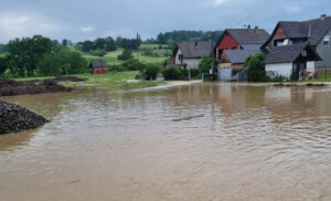 Ponovo velike štete od nevremena na području Kosjerića: Meštani strahuju od novih poplava naredna dva dana (FOTO/VIDEO) 2