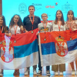 Mladi matematičari iz Srbije osvojili šest medalja u Tirani 12