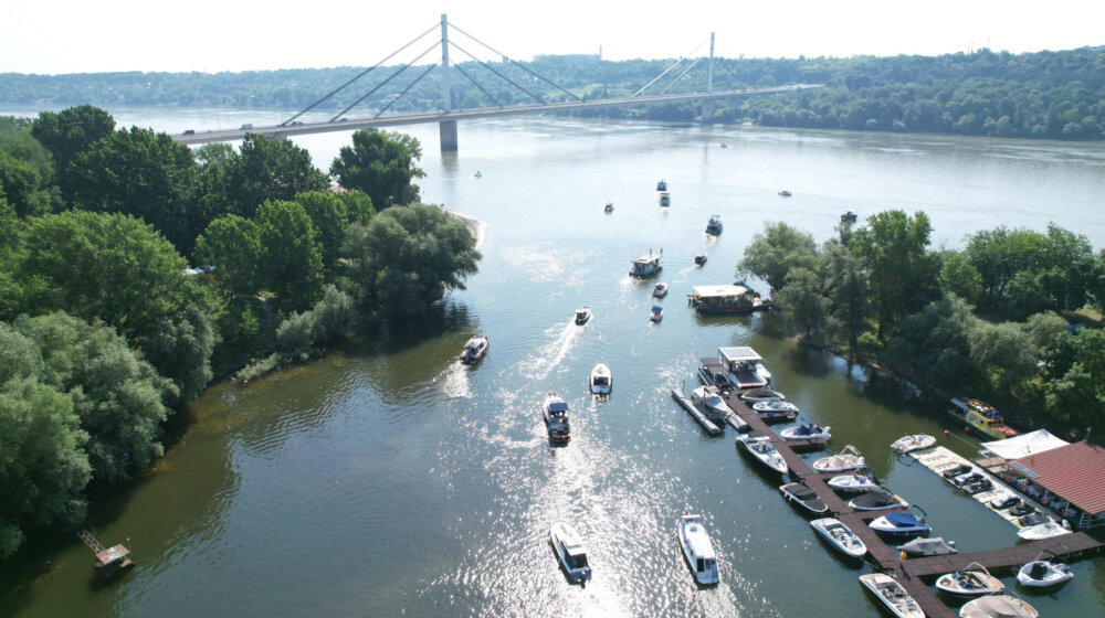 Krenula regata iz Novog Sada: Za devet dana otploviće 250 kilometara po rekama i kanalima u Vojvodini 1