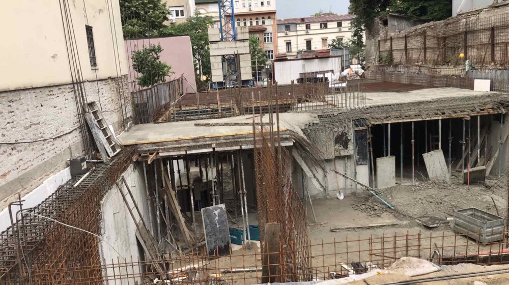 Nova: Urušio se deo novoizgrađene zgrade u ulici Prote Mateje na Vračaru 1