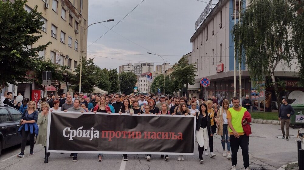 Građani putem onlajn ankete mogu direktno da učestvuju u kreiranju narednog protestnog skupa u Kragujevcu 1