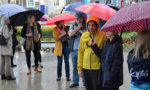 Protest „Užice protiv nasilja“: Podrška beogradskim protestima i zatražena smena većnika Vladimira Sinđelića 5 Protest „Užice protiv nasilja“: Podrška beogradskim protestima i zatražena smena većnika Vladimira Sinđelića 5