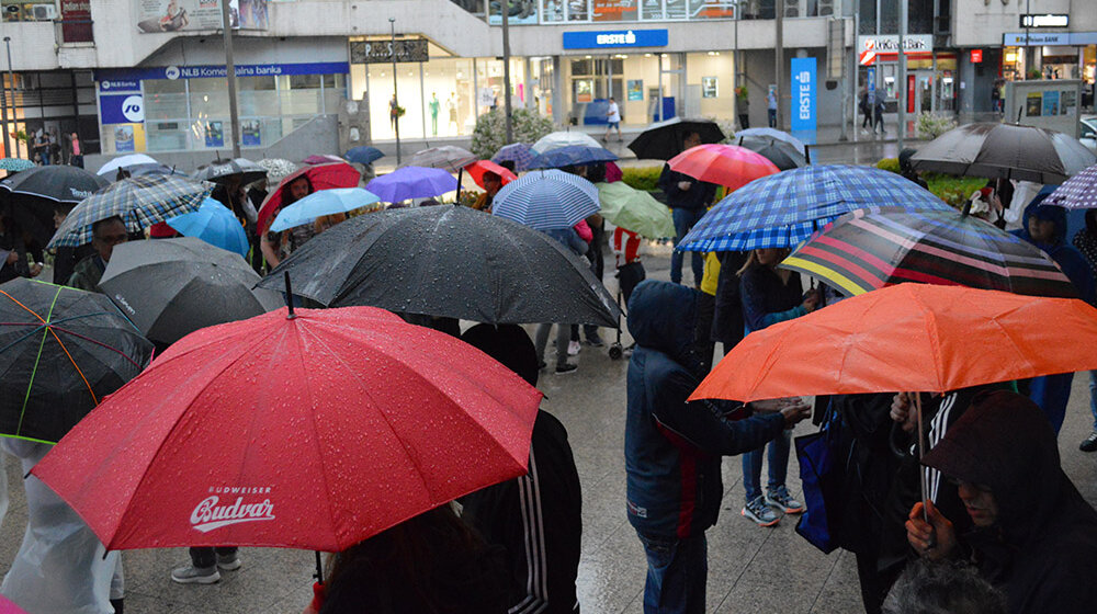 Protest „Užice protiv nasilja“: Podrška beogradskim protestima i zatražena smena većnika Vladimira Sinđelića 1