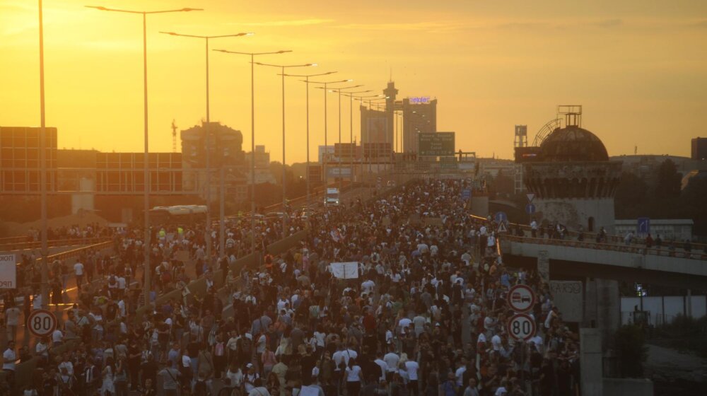 (FOTO) Kako je izgledao sedmi protest "Srbija protiv nasilja" 1