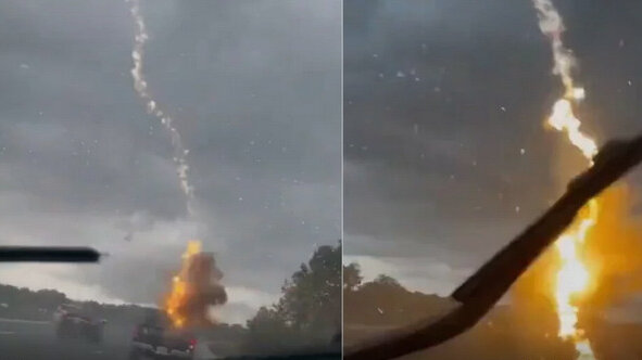 Munja pogodila auto u pokretu, a žena je sve zabeležila: Pogledajte snimak 1 Munja pogodila auto u pokretu, a žena je sve zabeležila: Pogledajte snimak 1