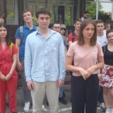 Srednjoškolci uputili kritike Ministarstvu prosvete zbog naprasnog završetka školske godine 2