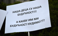 Kako je pedagoškinja iz Užica izrazila lični protest protiv prekida školske godine u Srbiji (FOTO) 10