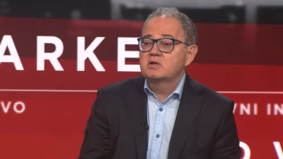 Vučić pred dilemom da li da napravi neku vrstu "blic kriga" i raspiše izbore, ili da ide na maksimalno prolongiranje: Odluka posle 1. novembra 2