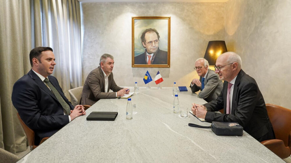 "Neophodna koordinacija Kosova sa saveznicima": Predsednik DPK na sastanku s francuskim ambasadorom 1