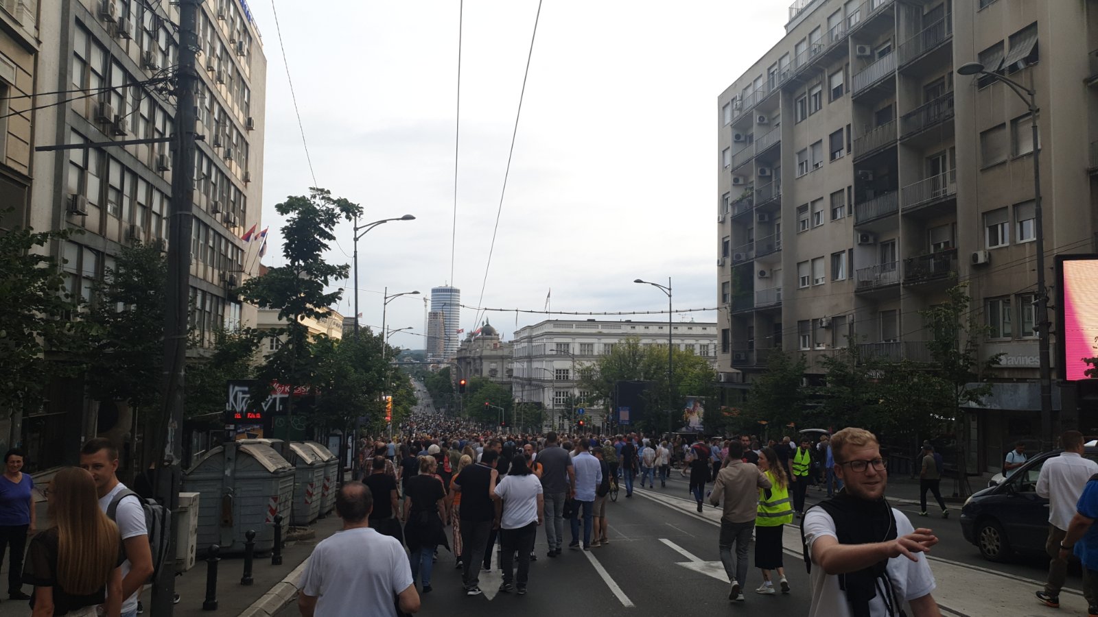 Protest "Srbija protiv nasilja" u preko 10 gradova obeležile šetnje, blokade puteva i zahtevi za ostavkama (FOTO, VIDEO) 50