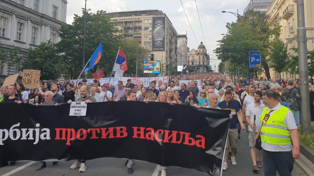 "Nedostatak rezultata i manjak kreativnosti": Sagovornici Danasa o značajno manjem broju ljudi na osmom protestu Srbija protiv nasilja 1