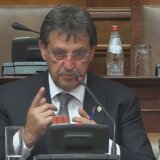 Za nepoverenje Gašiću glasalo 37 poslanika, nije smenjen 11