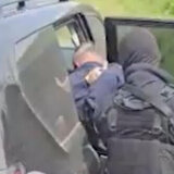 Specijalci Kosovske policije pretresaju kuće u selima Ugljare i Varage 10