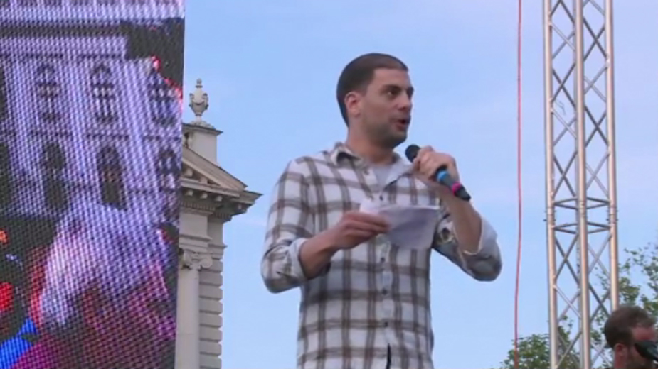 Milan Marić na protestu „Srbija protiv nasilja“: Dosta je bilo nesreće, želimo slobodu 1