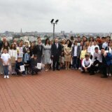 Novi Sad: Dodeljene Vidovdanske nagrade najboljim učenicima na Petrovaradinskoj tvrđavi 2