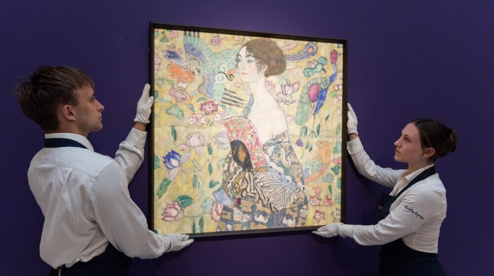 Klimtova slika potukla rekord u Evropi: "Dama s lepezom" prodata za 86 miliona evra 1