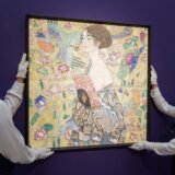 Klimtova slika potukla rekord u Evropi: "Dama s lepezom" prodata za 86 miliona evra 3