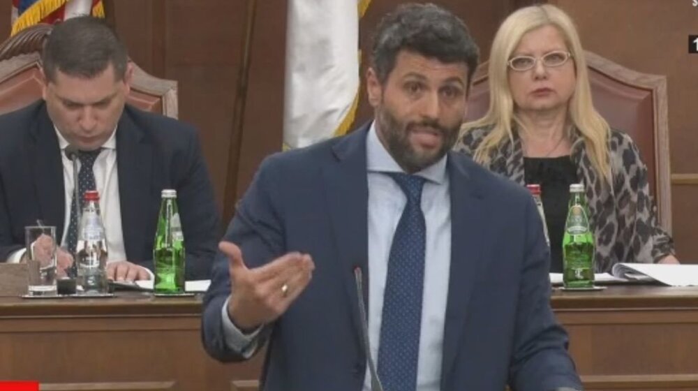 Gradonačelnik Šapić rekao odbornicima šta je imao i napustio sednicu 1