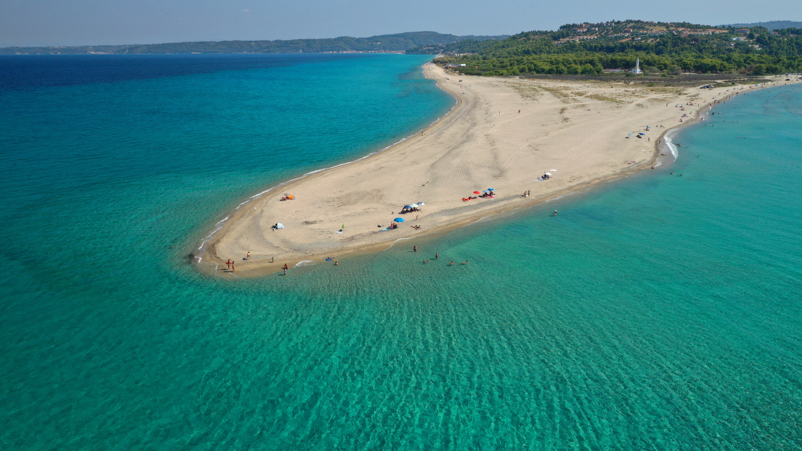Ovu poznatu grčku plažu treba dobro zapamtiti jer je verovatno više nećemo videti 3